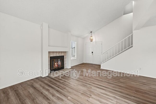 Foto del edificio - 27099 Rainbow Creek Dr