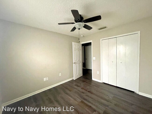 Building Photo - 4 br, 2 bath House - 519 Chancellor Dr. E