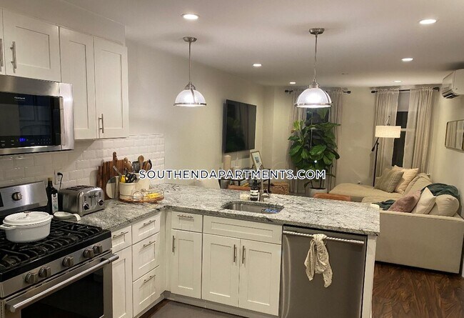 Foto del edificio - 1902 Washington St