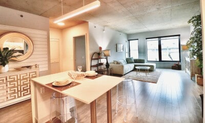 Photo - 1029 W Addison St (Chicago, IL)