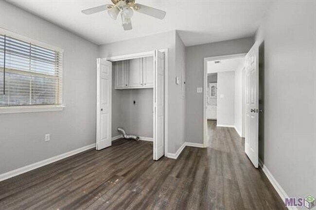 Foto del edificio - 4 Bedroom in Springlake Subdivision
