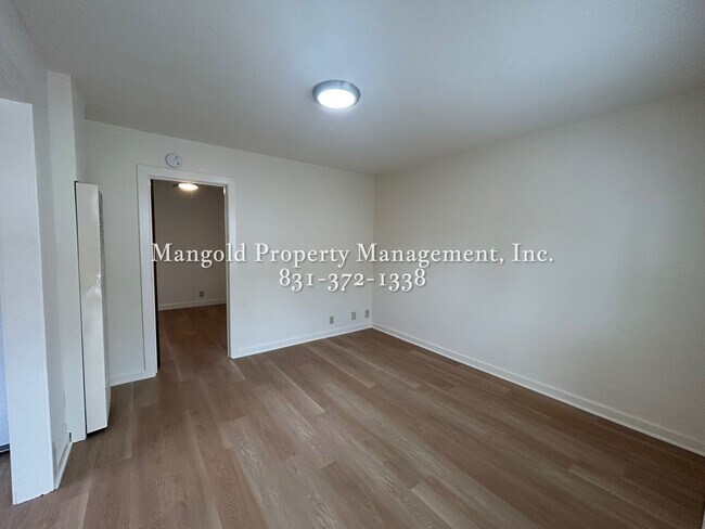 Foto del edificio - 842 Laine St