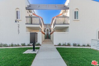Building Photo - 2757 Andreo Ave