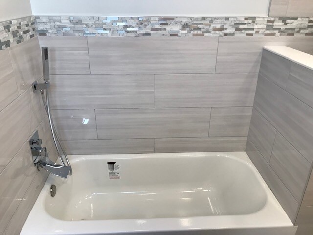 Foto del edificio - 170 Grand Blvd