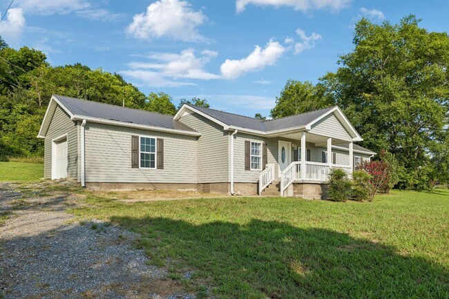 Foto del edificio - 2323 Spring Creek Rd