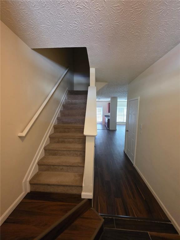 Building Photo - 4332 Park Gate Way