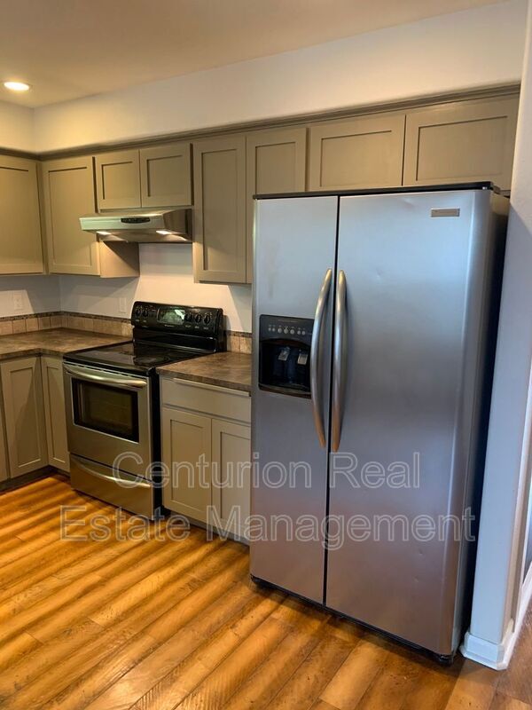 5275 Patrick Ln NE, Keizer, OR 97303 Condo for Rent in Keizer, OR