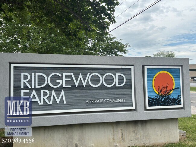 Foto del edificio - 2527 Gate House Lane - Ridgewood Farms