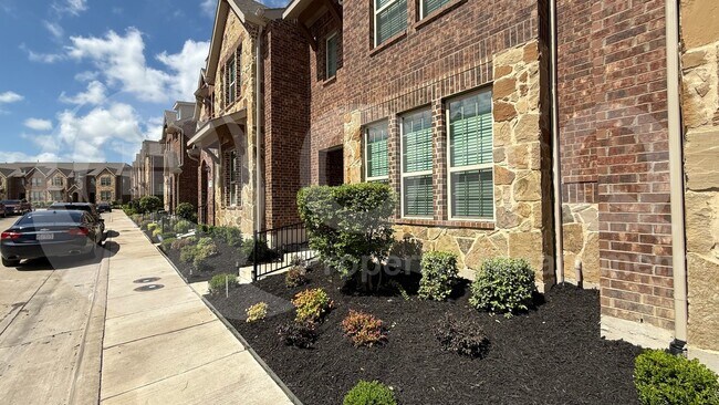 Foto del edificio - 2141 Steer Creek Pl