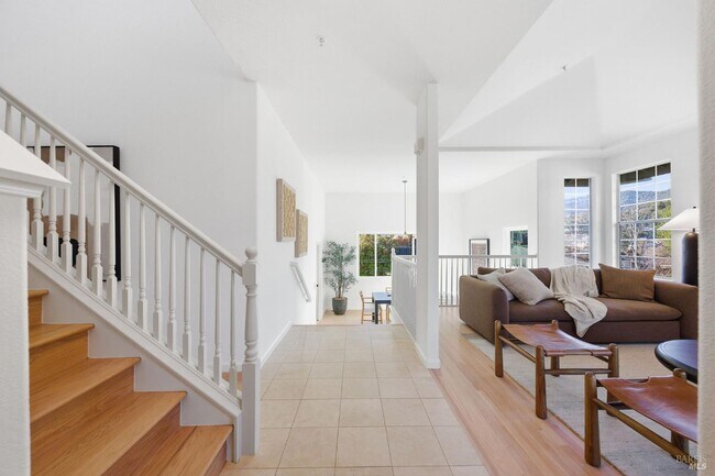 Foto del edificio - 15 Aaron Dr