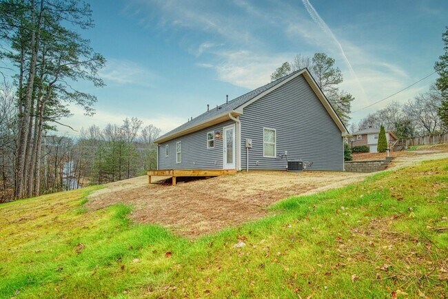 Foto del edificio - Craftsman Style Home in Greer