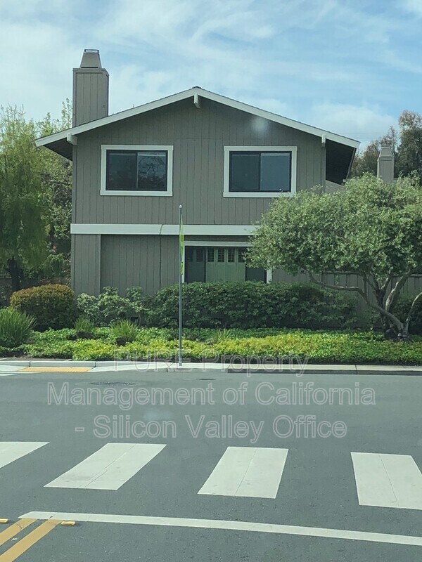 Foto del edificio - 20286 Pacifica Dr