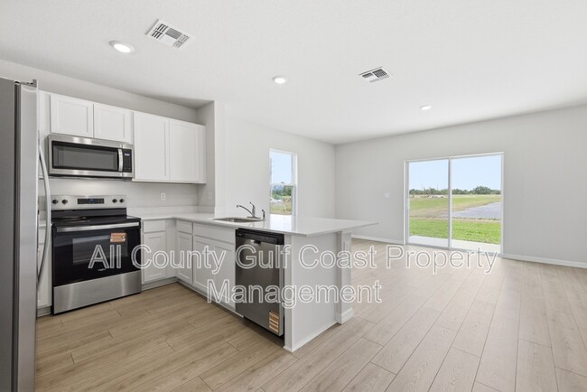 Photo - 2609 Fetlock Run House