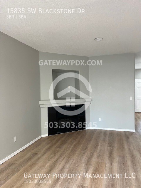 Foto del edificio - 15835 SW Blackstone Dr