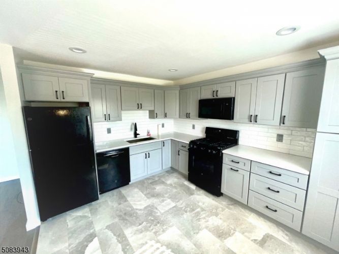 Foto principal - 700 Schuyler Ave