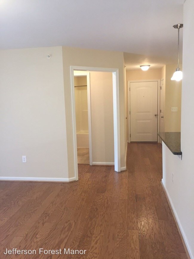 Foto del edificio - 1084-1085 Madison View Dr