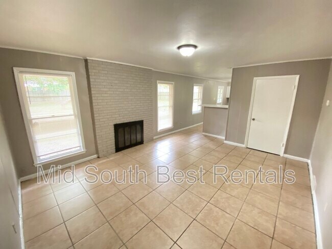 Building Photo - 4241 Paula Dr
