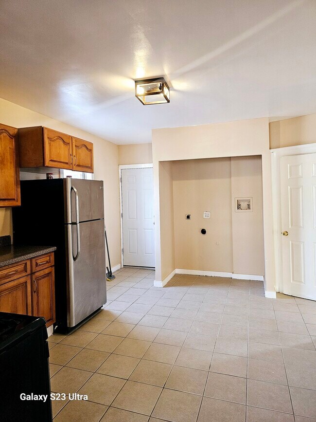 Foto del edificio - 124 Division St