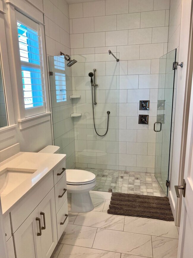 Foto del edificio - Coming Soon,  available February 15th______Furnished