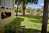 Foto principal - 6200 NW 62nd St