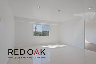 Building Photo - 3540 Fletcher Dr