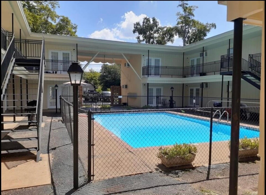 Foto principal - 901 Raguet St