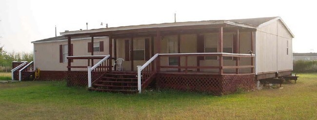 Foto del edificio - 5444-5450 W Riverview Dr