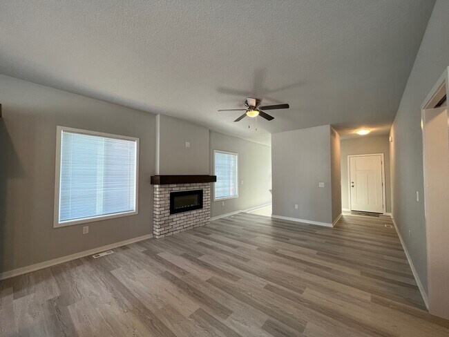 Foto del edificio - 616 1st St NW