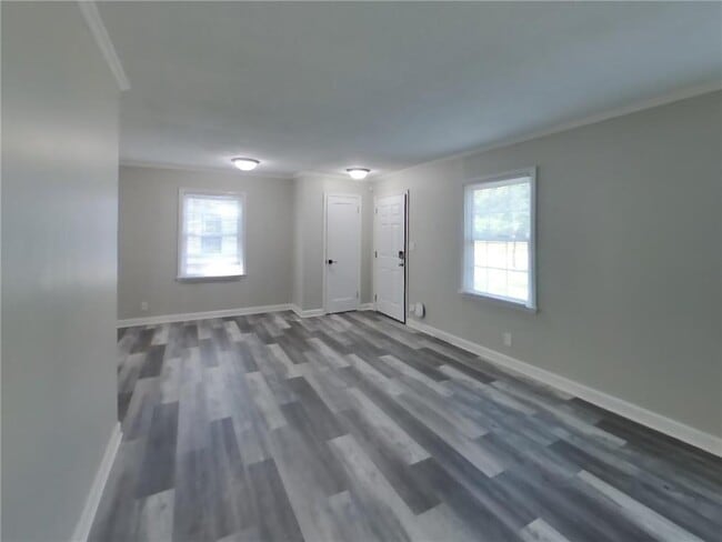 Building Photo - 6821 Thomas Ave S