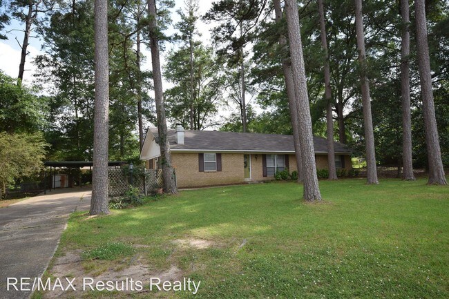 Building Photo - 3 br, 2 bath House - 406 E Kentucky