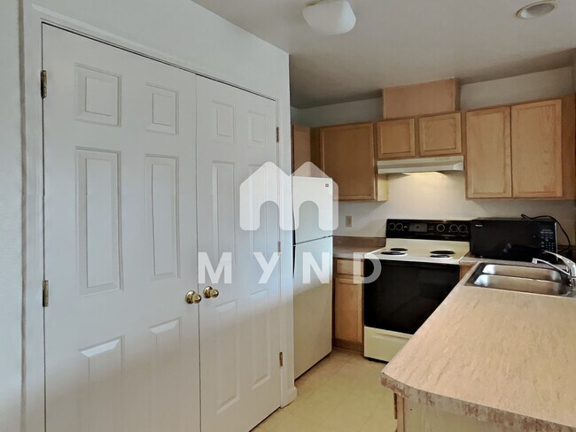 Building Photo - 954 Berrum Ln Apt 3