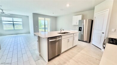 Building Photo - 17710 Shade Tree Loop