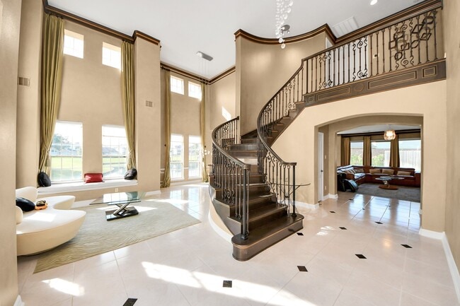 Building Photo - 5410 Deerbourne Chase Dr