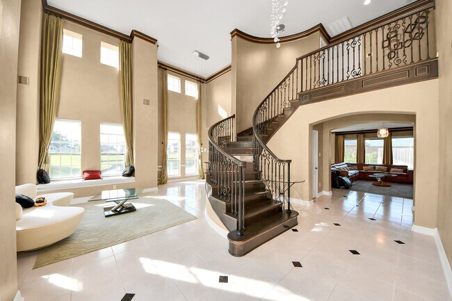 Foto del edificio - 5410 Deerbourne Chase Dr