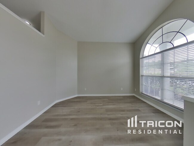 Foto del edificio - 9260 Beaver Cove