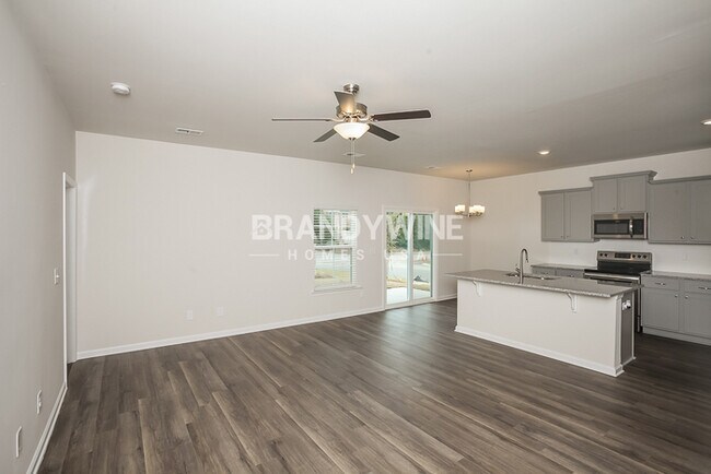 Foto del edificio - $1,851 – With our move-in promotion 1 MONT...