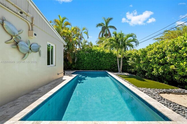 Foto del edificio - 930 N 11th Ct