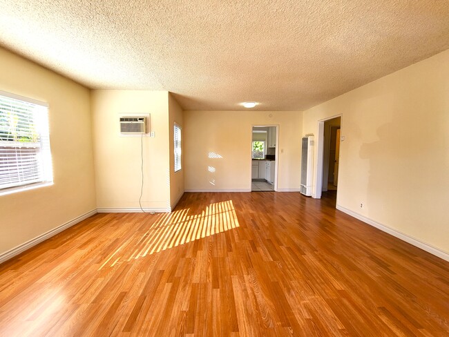 Building Photo - 11307 Highdale St