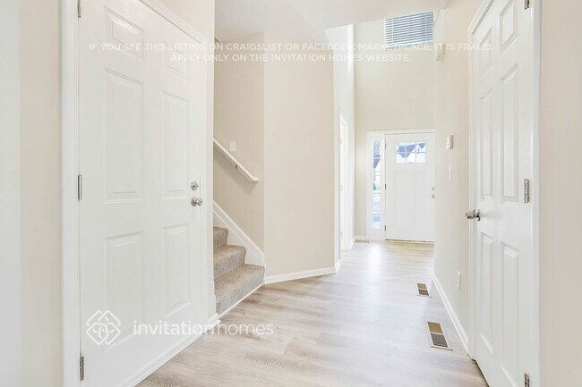 Foto del edificio - 7144 Stonebrook Cir
