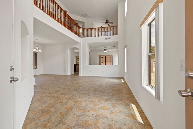 Building Photo - Nice Two-Story Family Home In Rita Ranch w...