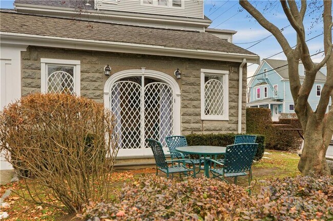 Foto del edificio - 98 Kay St