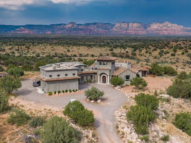 Building Photo - 4080 E Tomahawk Pass