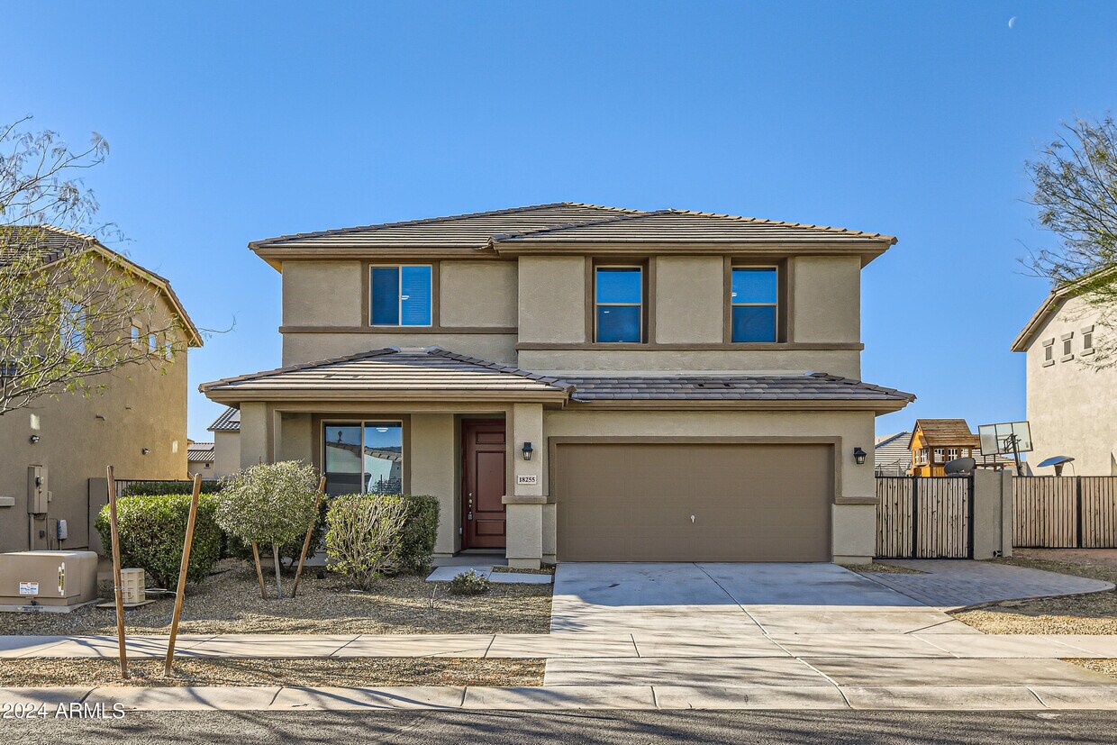 Primary Photo - 18255 W Carlota Ln
