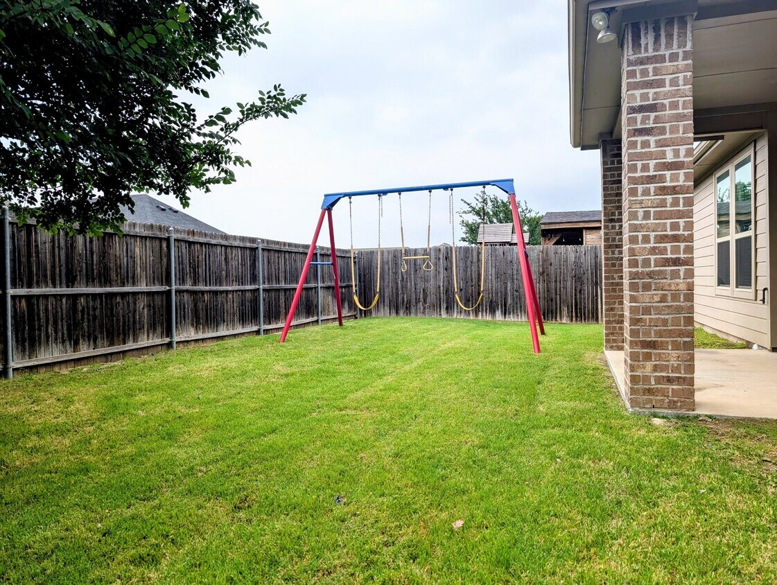 Building Photo - 10104 Kemah Pl