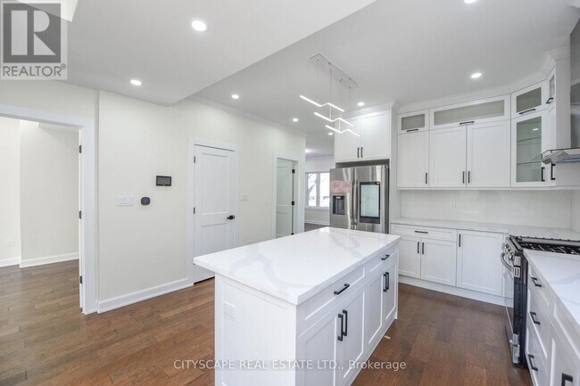 Photo du bâtiment - 3134 Merritt Ave