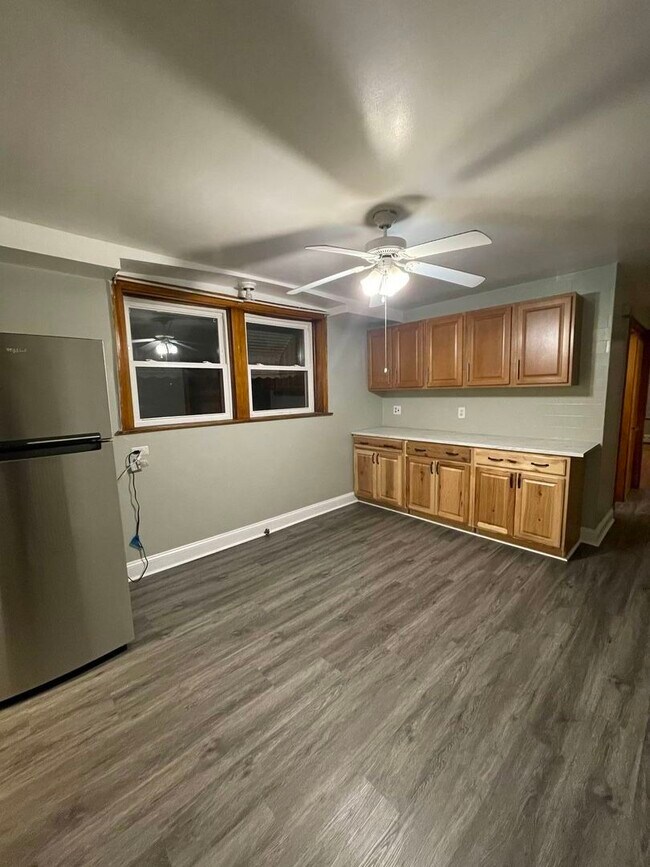 Foto del edificio - 5143 S Rockwell St