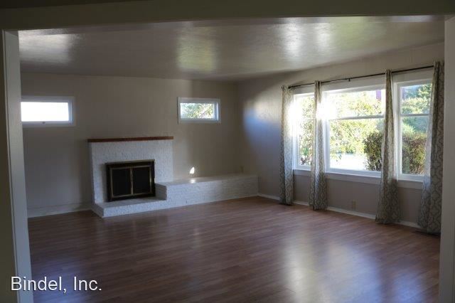 Building Photo - 5 br, 2 bath House - 1526 J ST