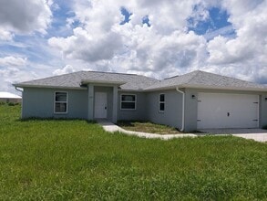 Building Photo - 120 N Cunningham Ave