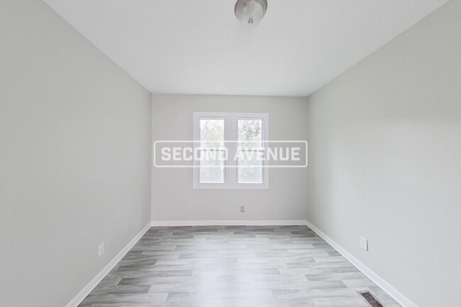 Building Photo - 7825 Rugby Ct