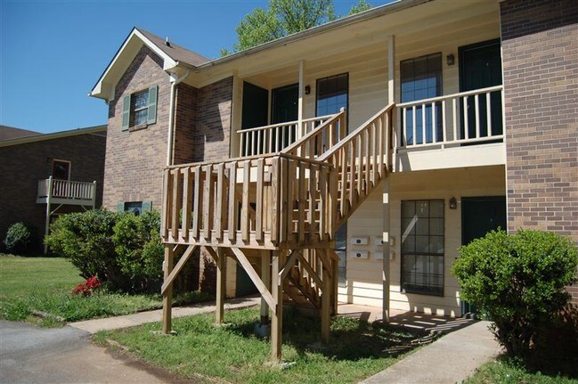 Building Photo - 148 Angela Dr